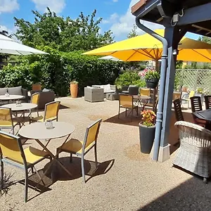 Des Vignes Hotel